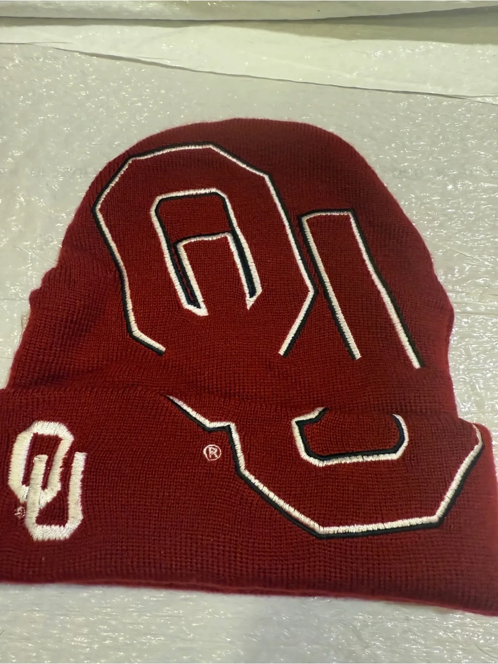 University of Oklahoma Sooners Crimson Beanie Hat Youth sz 8-20 OU